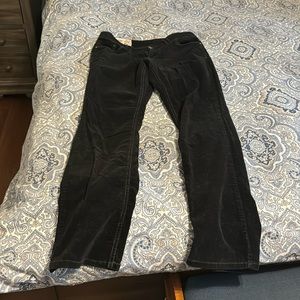 Point Zero black corduroy pants